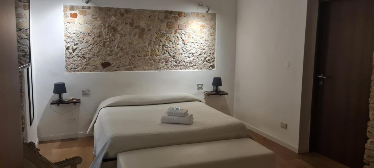 Hotel Beni Benius Cagliari Exterior foto